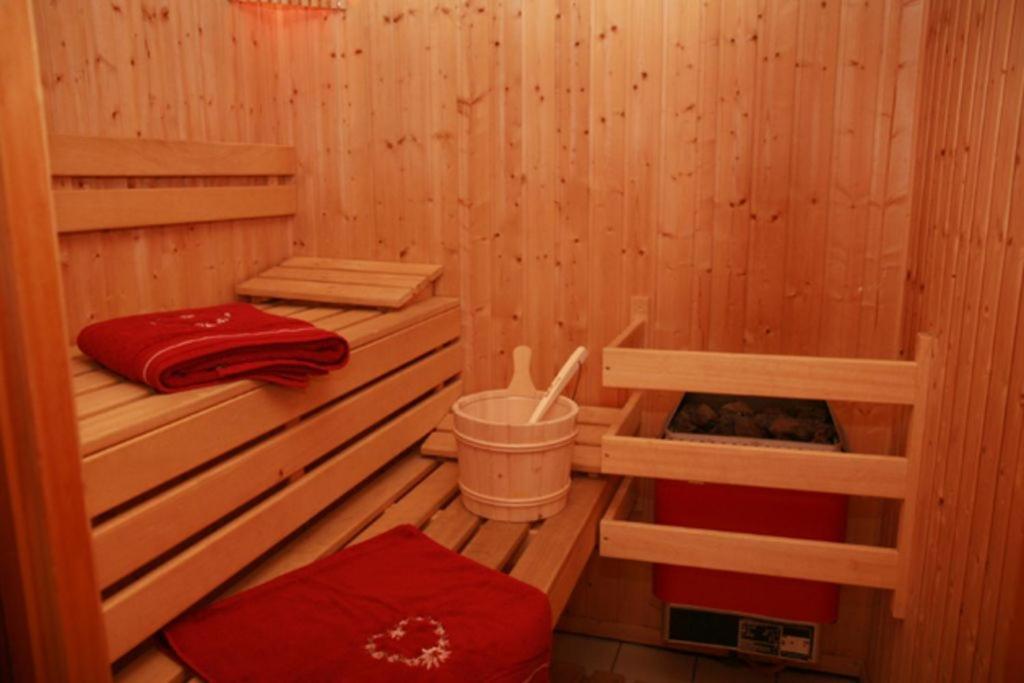 La Tania La Saboia Sleep 8 Private Sauna Lounge Dining 2 Bathrooms Kitchen 2 Balconies Ski In Out Kültér fotó
