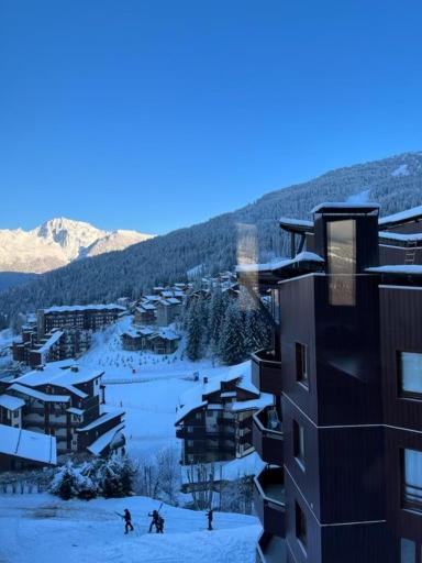 La Tania La Saboia Sleep 8 Private Sauna Lounge Dining 2 Bathrooms Kitchen 2 Balconies Ski In Out Kültér fotó